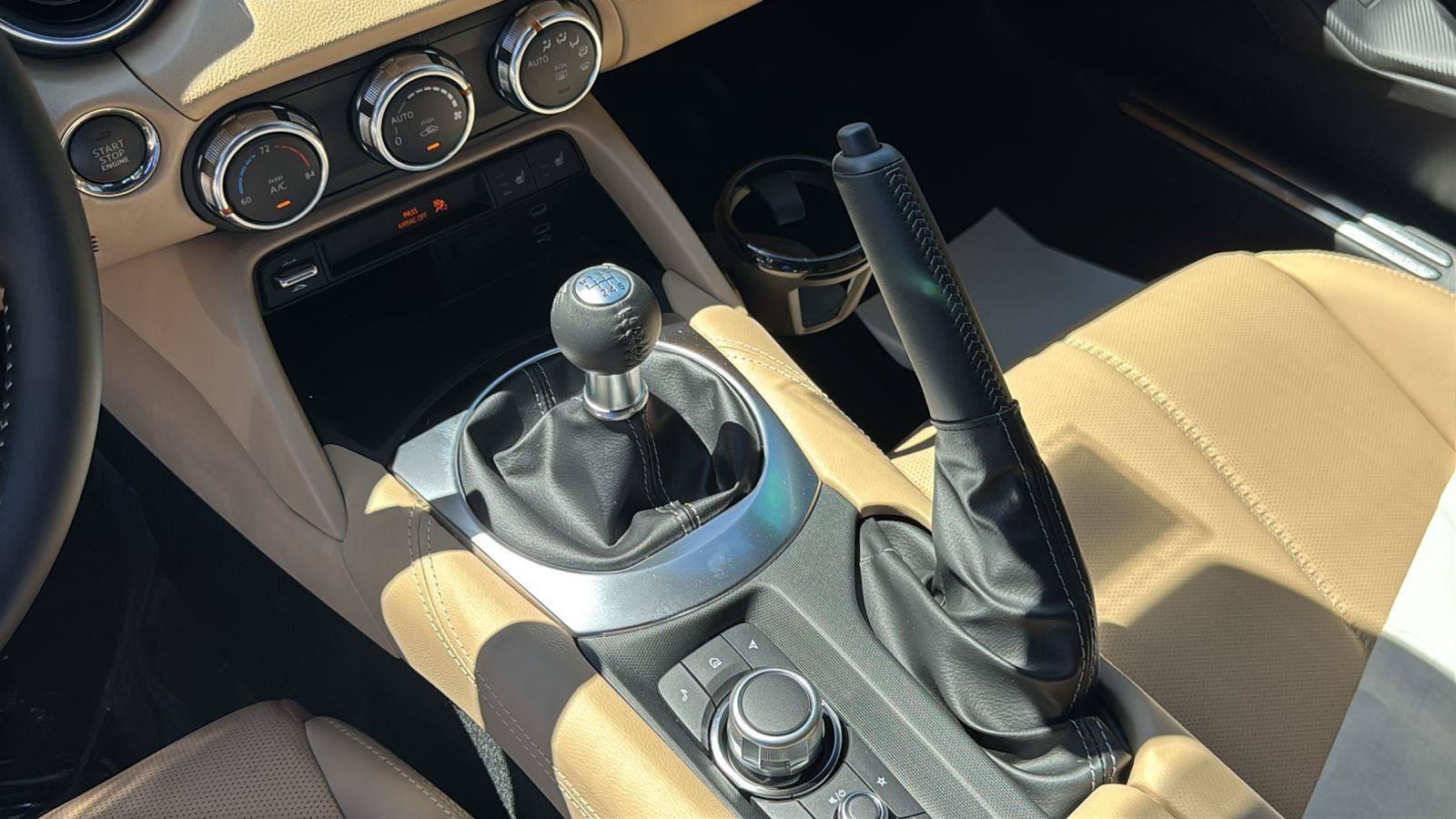 New 2026 MAZDA MX-5 Miata RF Grand Touring RWD image 18