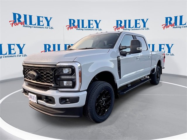 New 2026 Ford F250 XLT