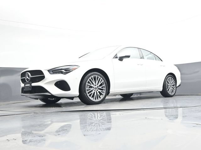 Used 2025 Mercedes-Benz CLA 250 image 35
