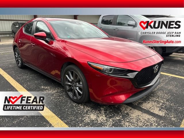 Used 2021 MAZDA MAZDA3 s FWD image 1