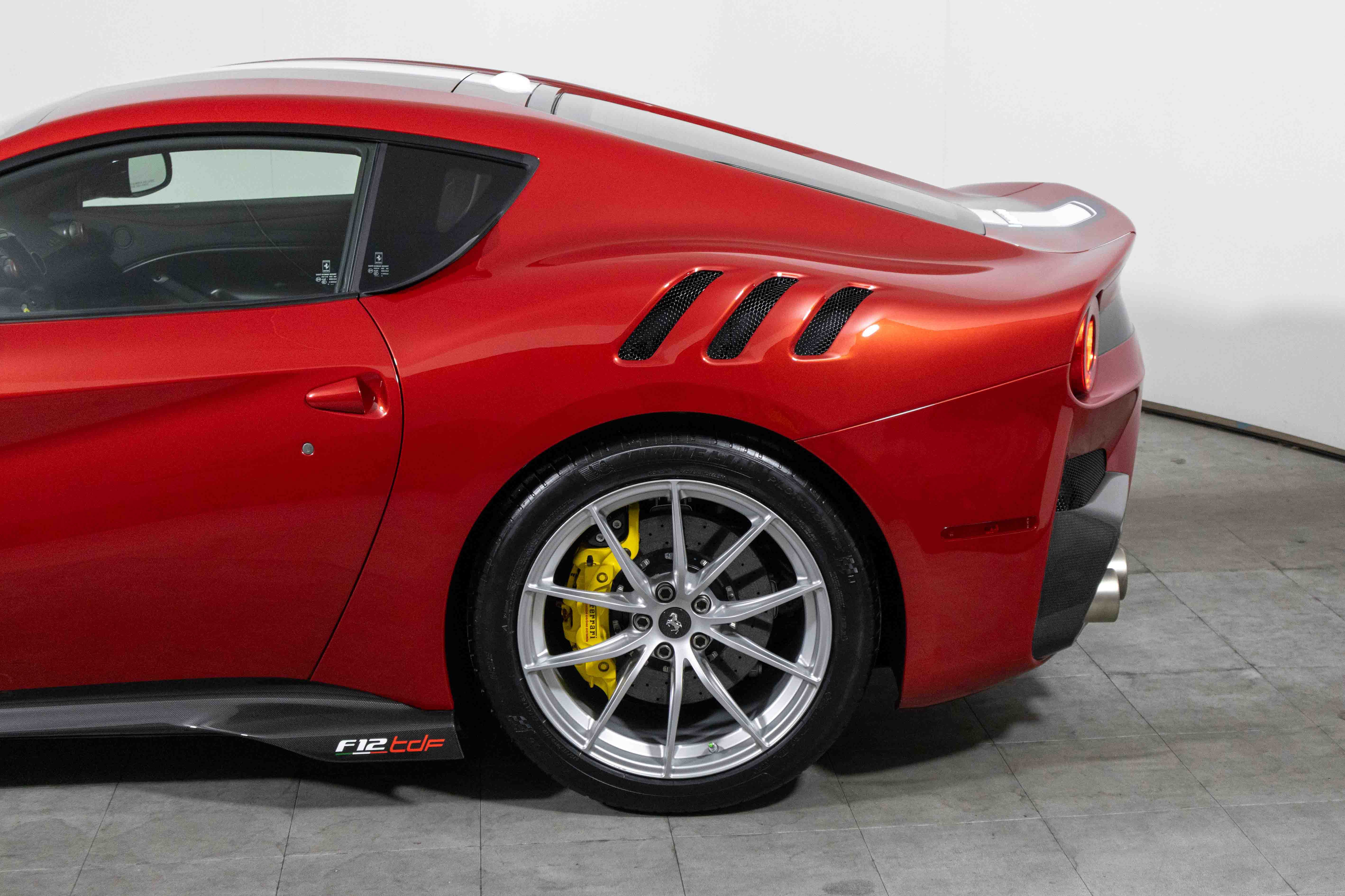 Certified 2016 Ferrari F12tdf Coupe image 13
