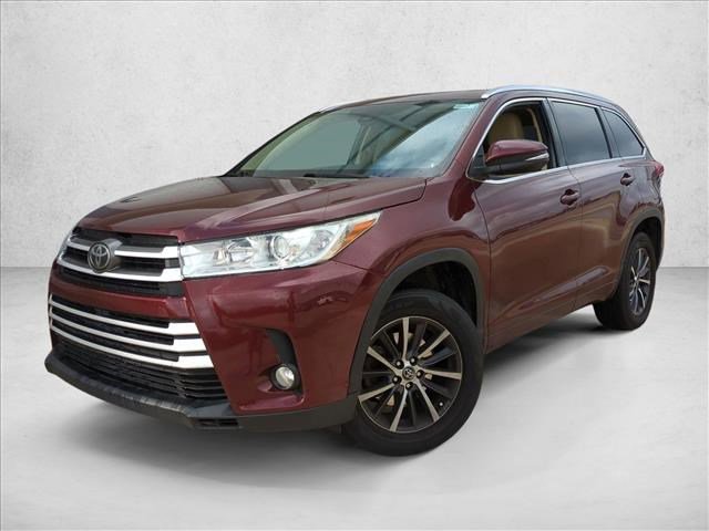 Used 2017 Toyota Highlander XLE
