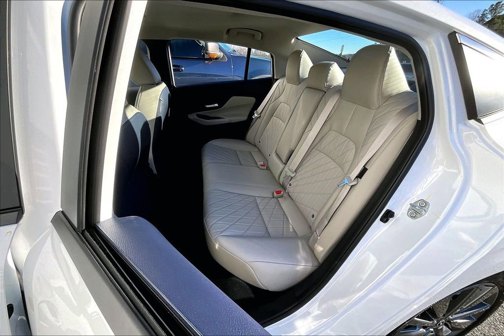 New 2026 Nissan Sentra SL w/ Floor Mat Package image 10