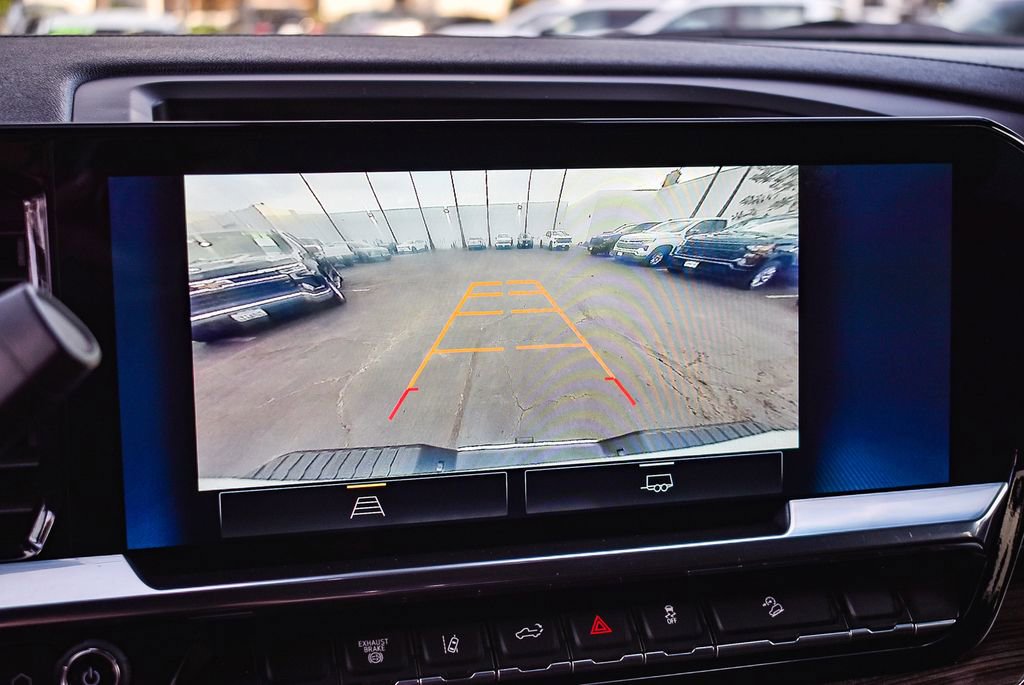 Used 2024 Chevrolet Silverado 2500 LT image 23