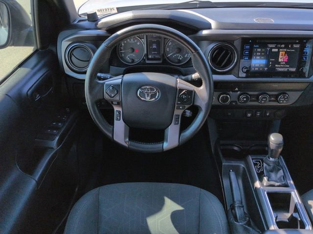 Used 2019 Toyota Tacoma TRD Sport image 19