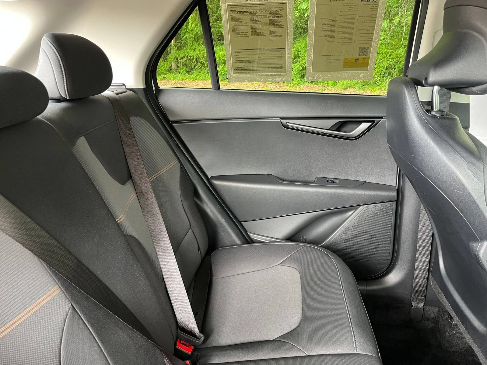 Used 2026 Kia Niro LX FWD image 35