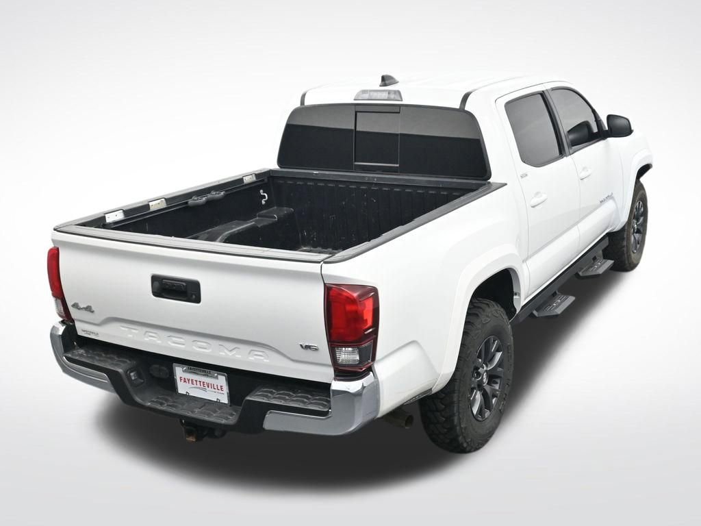Used 2022 Toyota Tacoma SR5 AWD/4WD image 24