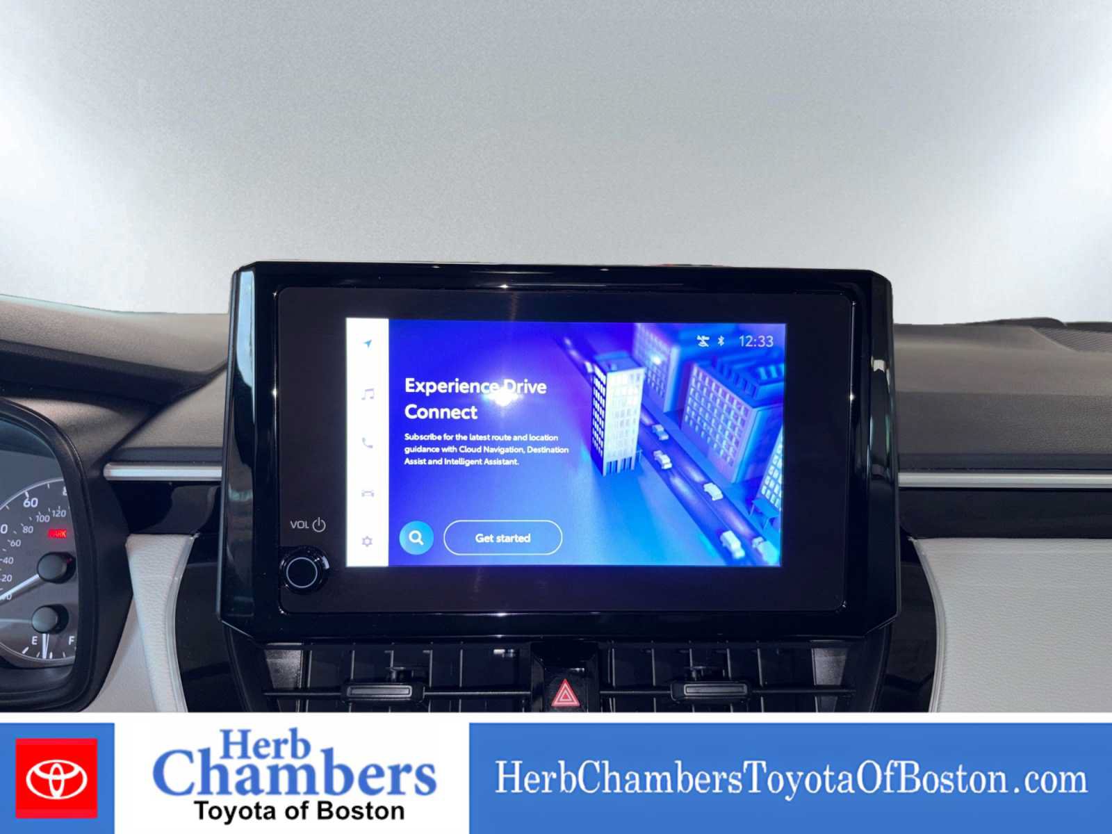 Used 2025 Toyota Corolla LE FWD image 16