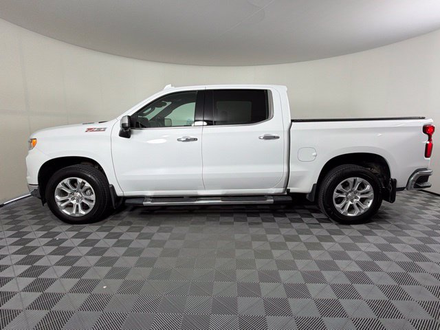 Used 2022 Chevrolet Silverado 1500 LTZ AWD/4WD image 13