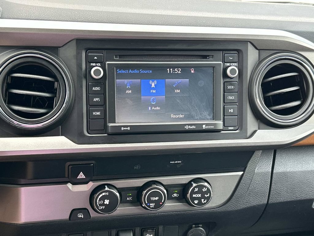 Used 2019 Toyota Tacoma SR5 RWD image 34