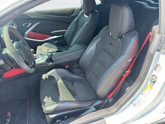 Used 2022 Chevrolet Camaro ZL1 RWD image 11