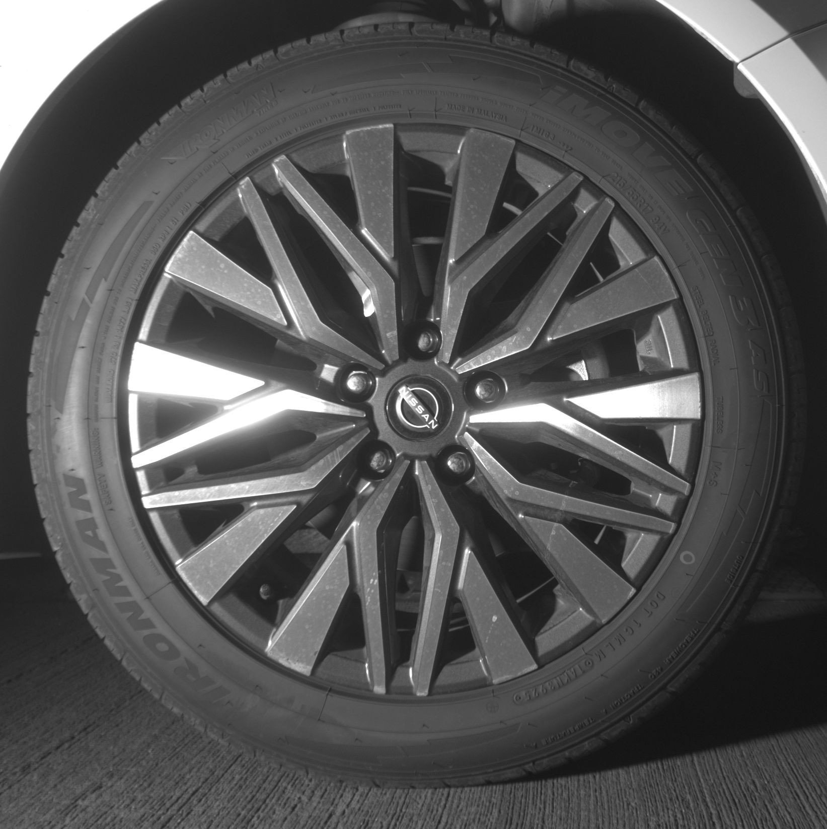 Used 2025 Nissan Altima 2.5 SV image 13