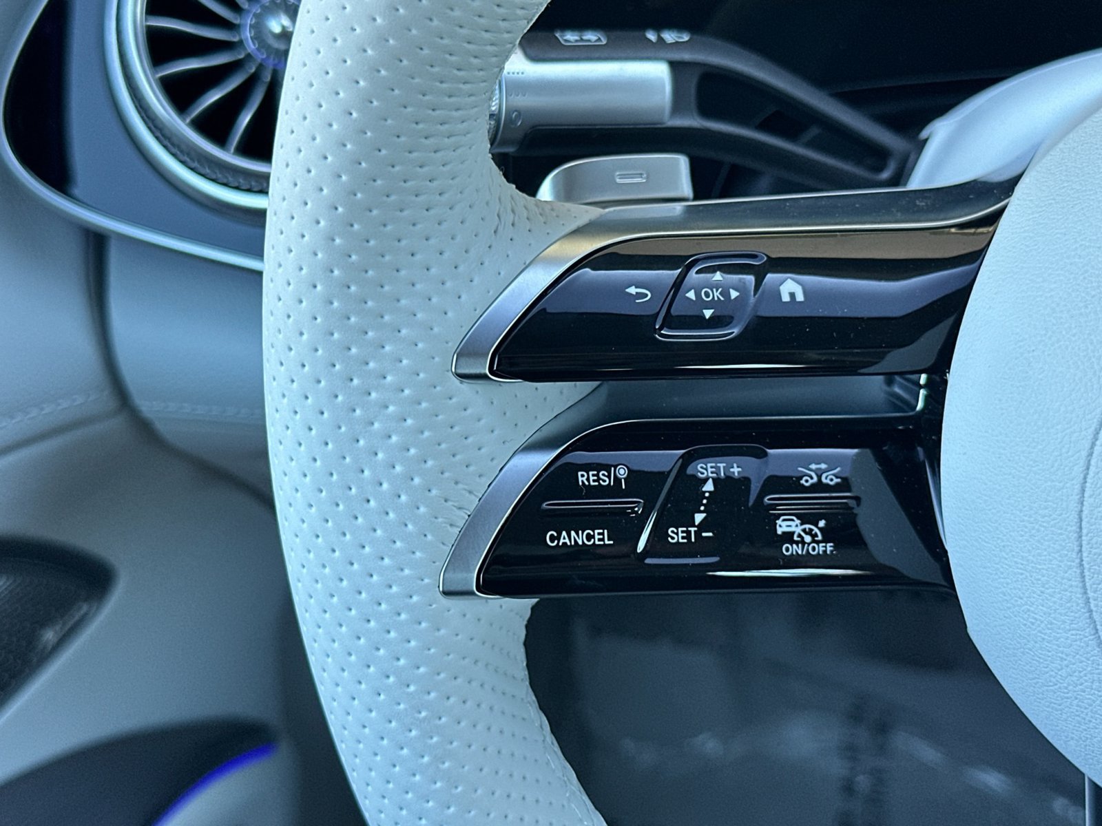 New 2026 Mercedes-Benz EQS 450+ 4MATIC Sedan image 27