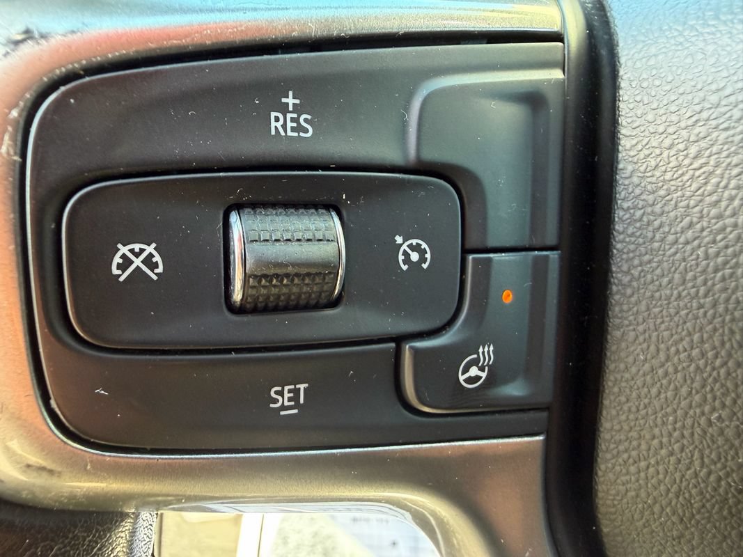 Used 2019 Chevrolet Silverado 1500 RST w/ All-Star Edition AWD/4WD image 17