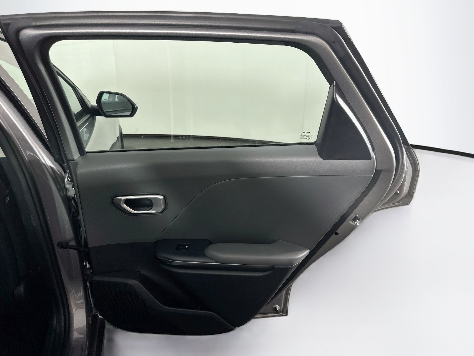 Used 2025 Kia K4 FWD image 30