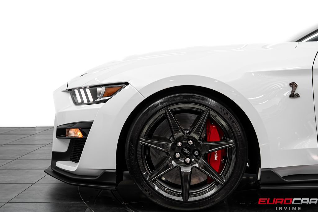 Used 2021 Ford Mustang Shelby GT500 w/ Carbon Fiber Track Pack RWD image 17