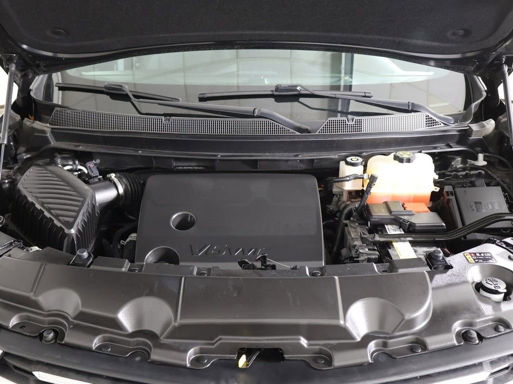 Used 2022 Chevrolet Traverse LT image 23