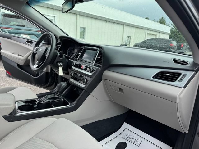 Used 2018 Hyundai Sonata SE FWD image 31