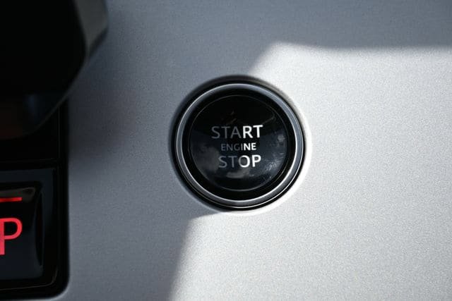 Used 2025 Land Rover Range Rover SE AWD/4WD image 32
