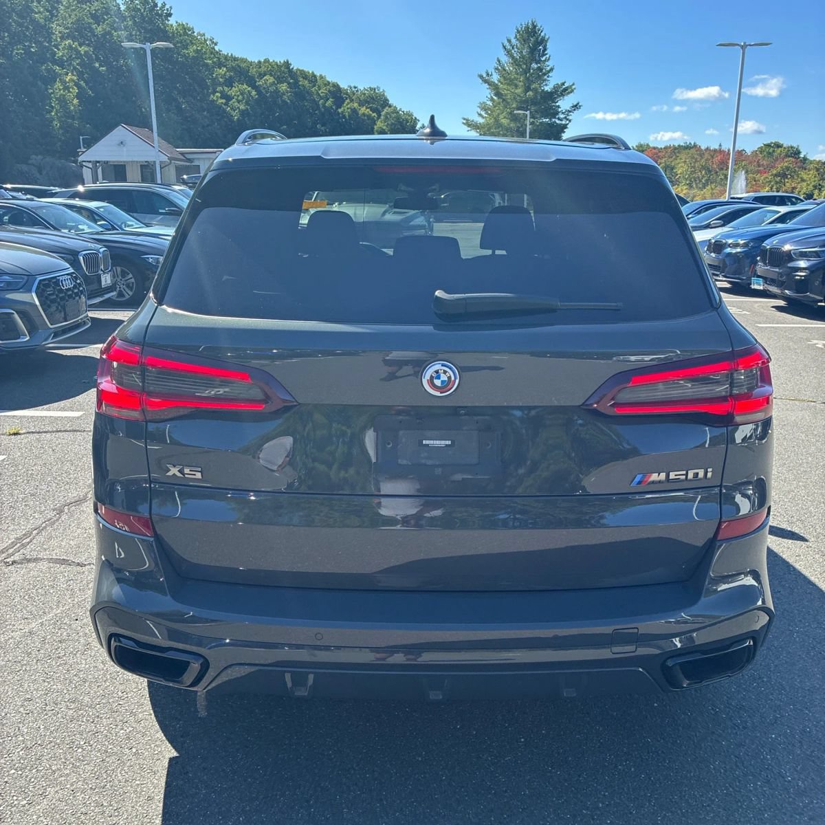 Used 2022 BMW X5 M50i w/ Executive Package AWD/4WD image 4