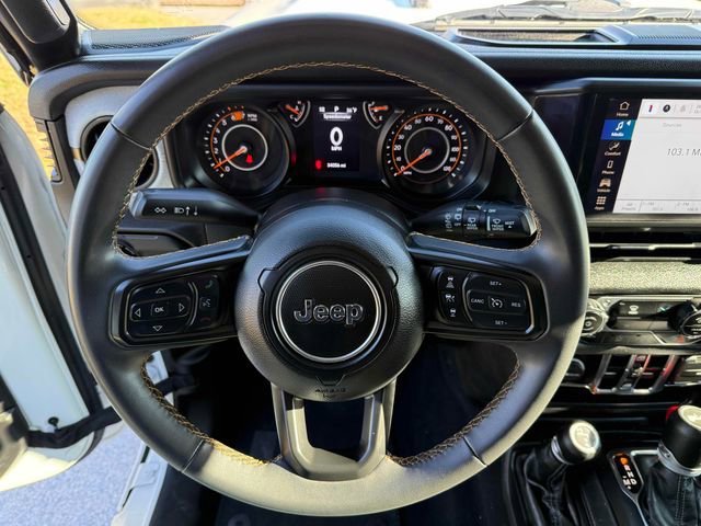 Used 2024 Jeep Wrangler Unlimited Sport AWD/4WD image 12