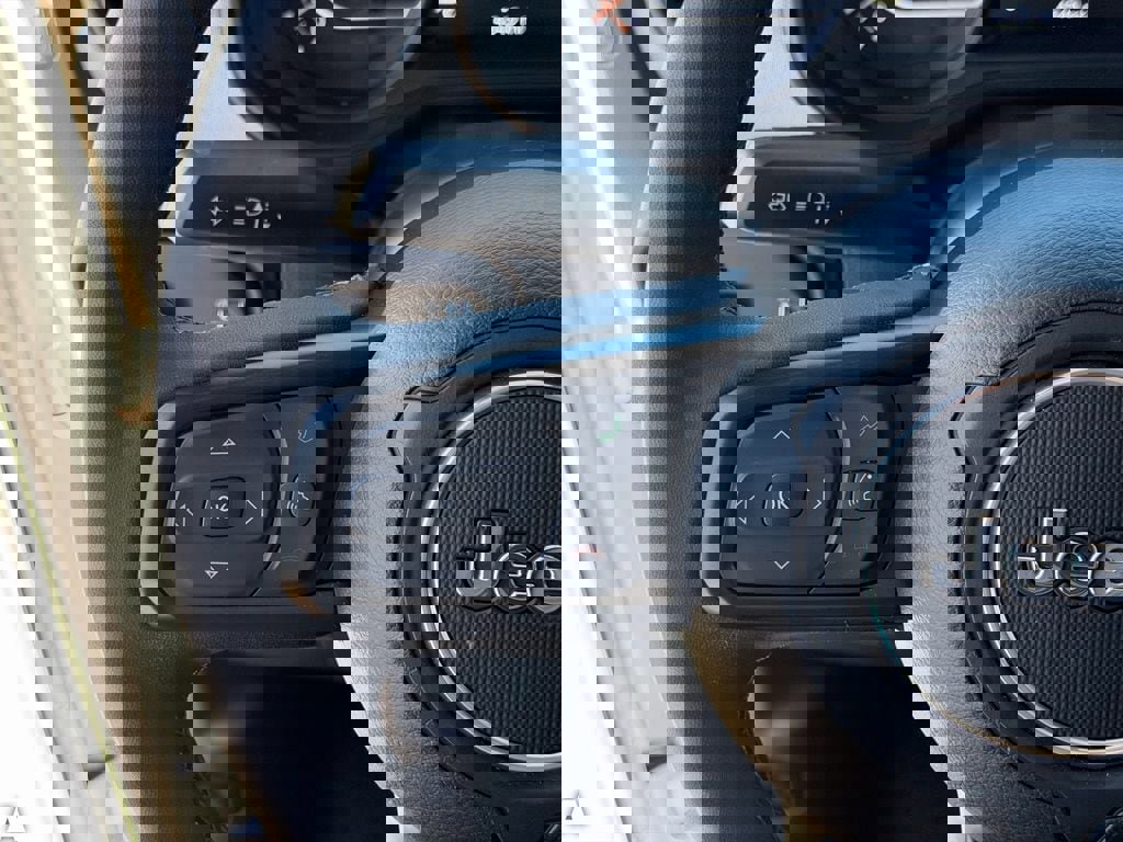 Used 2025 Jeep Wrangler Sport S image 21