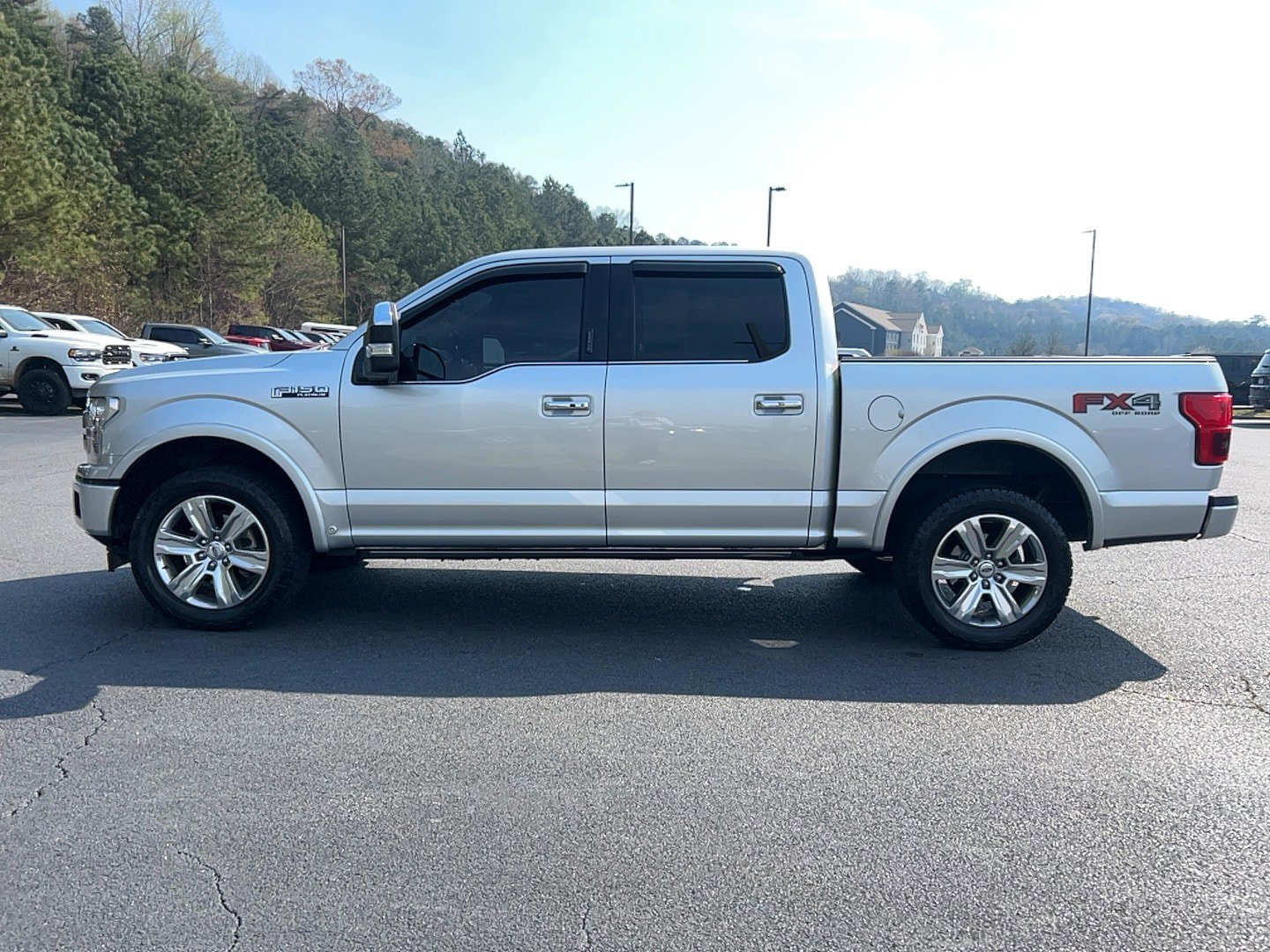 Used 2018 Ford F150 Platinum w/ Equipment Group 701A Luxury AWD/4WD image 8
