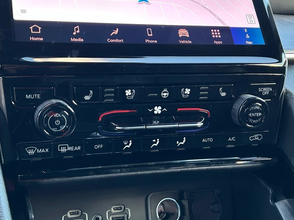 New 2025 Jeep Grand Cherokee L Overland w/ Advanced Protech Group III AWD/4WD image 22