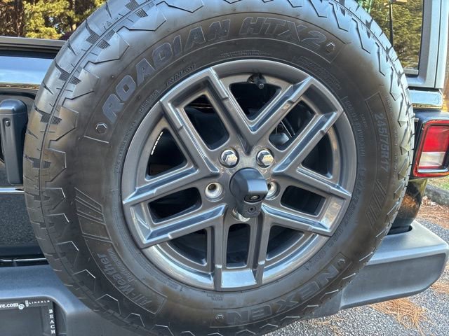 Used 2024 Jeep Wrangler Sport S image 14