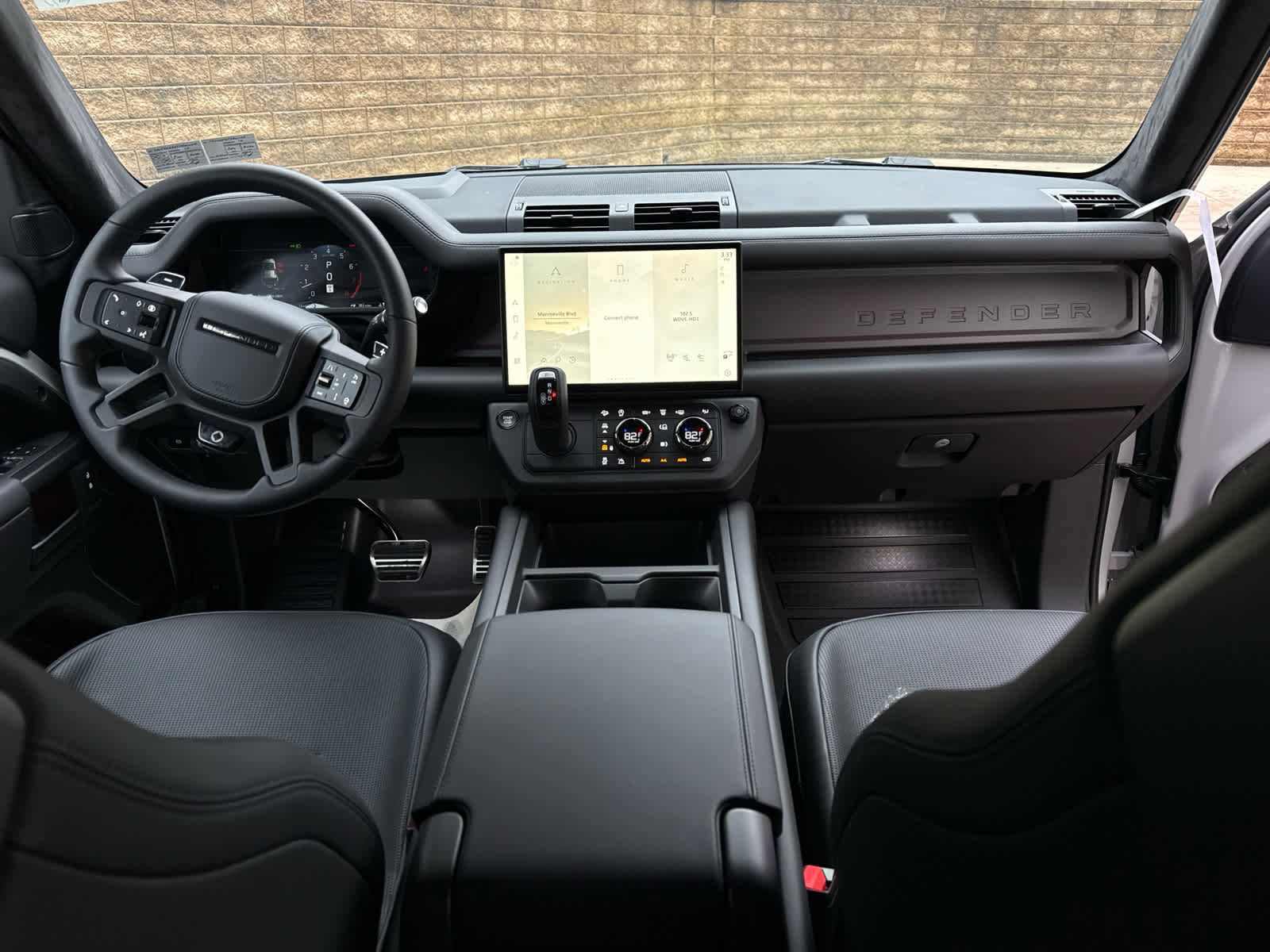 New 2026 Land Rover Defender 110 OCTA image 10