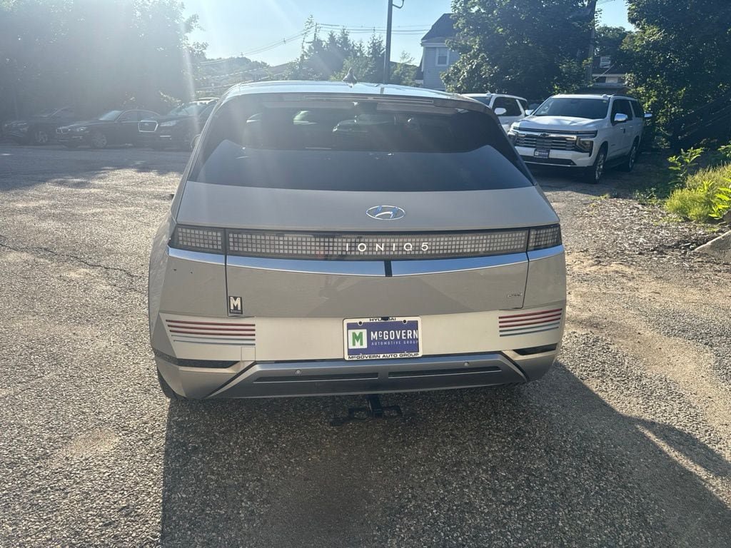 Certified 2023 Hyundai Ioniq 5 Limited AWD/4WD image 5