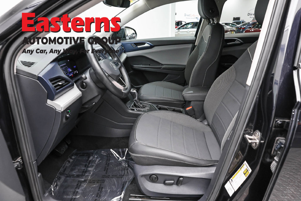 Used 2024 Volkswagen Taos SE FWD image 15