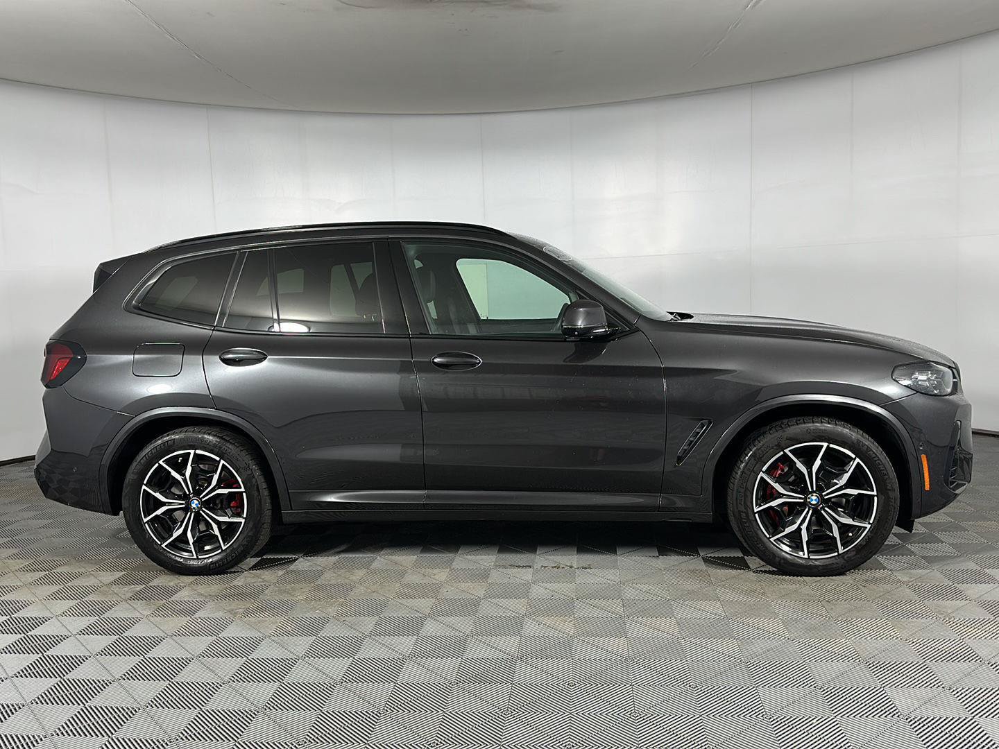 Used 2023 BMW X3 xDrive30i w/ M Sport Package AWD/4WD image 28