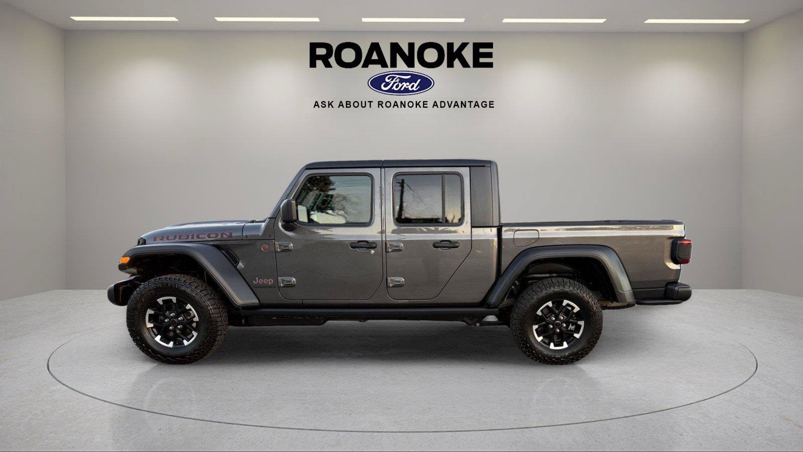 Used 2026 Jeep Gladiator Rubicon AWD/4WD image 8