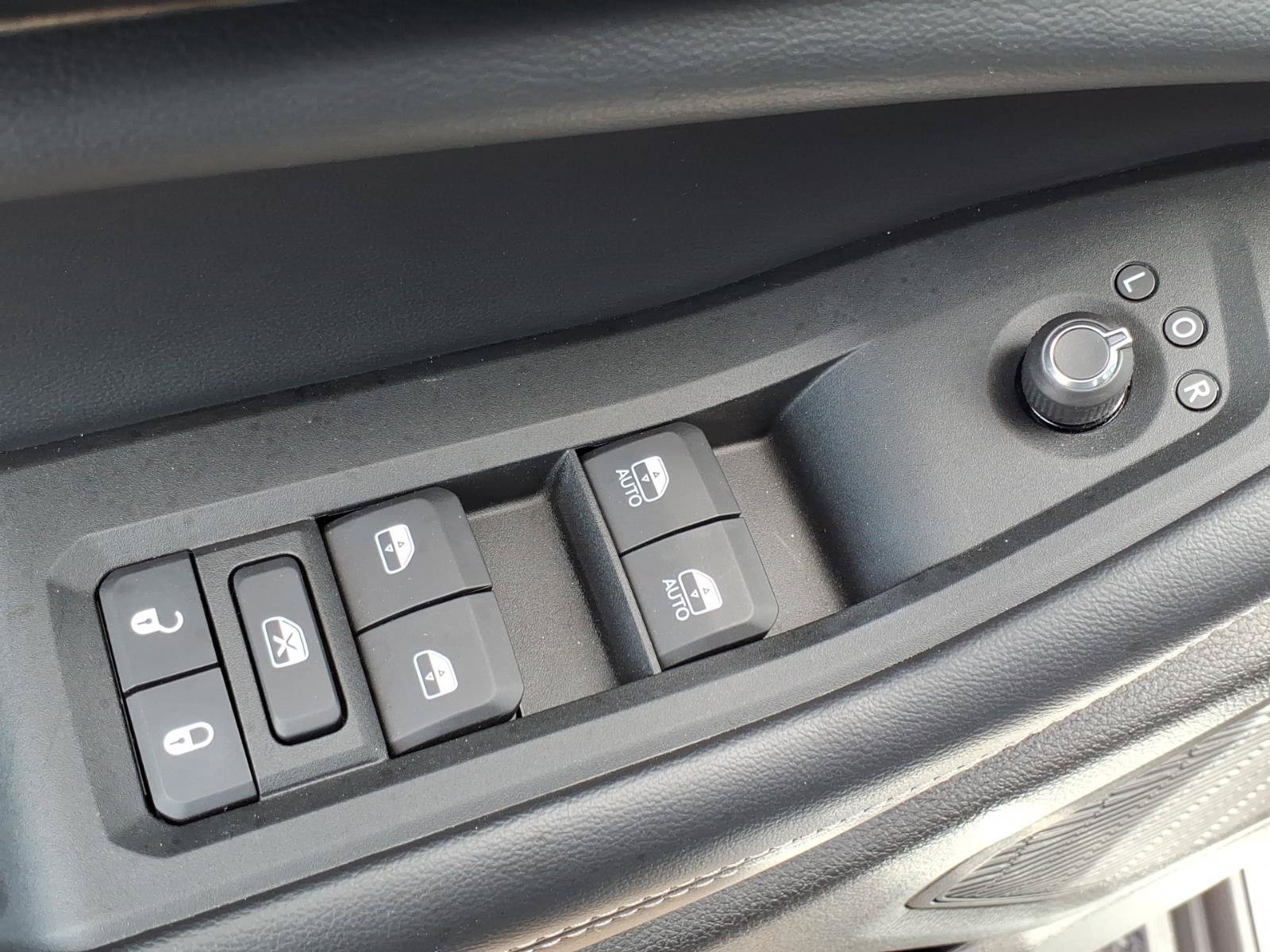 Used 2025 Jeep Grand Cherokee L Laredo AWD/4WD image 20