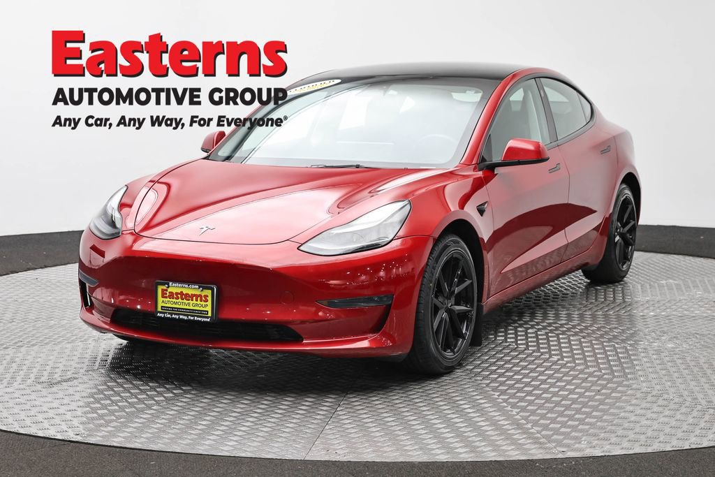 Used 2023 Tesla Model 3 Standard Range RWD image 1