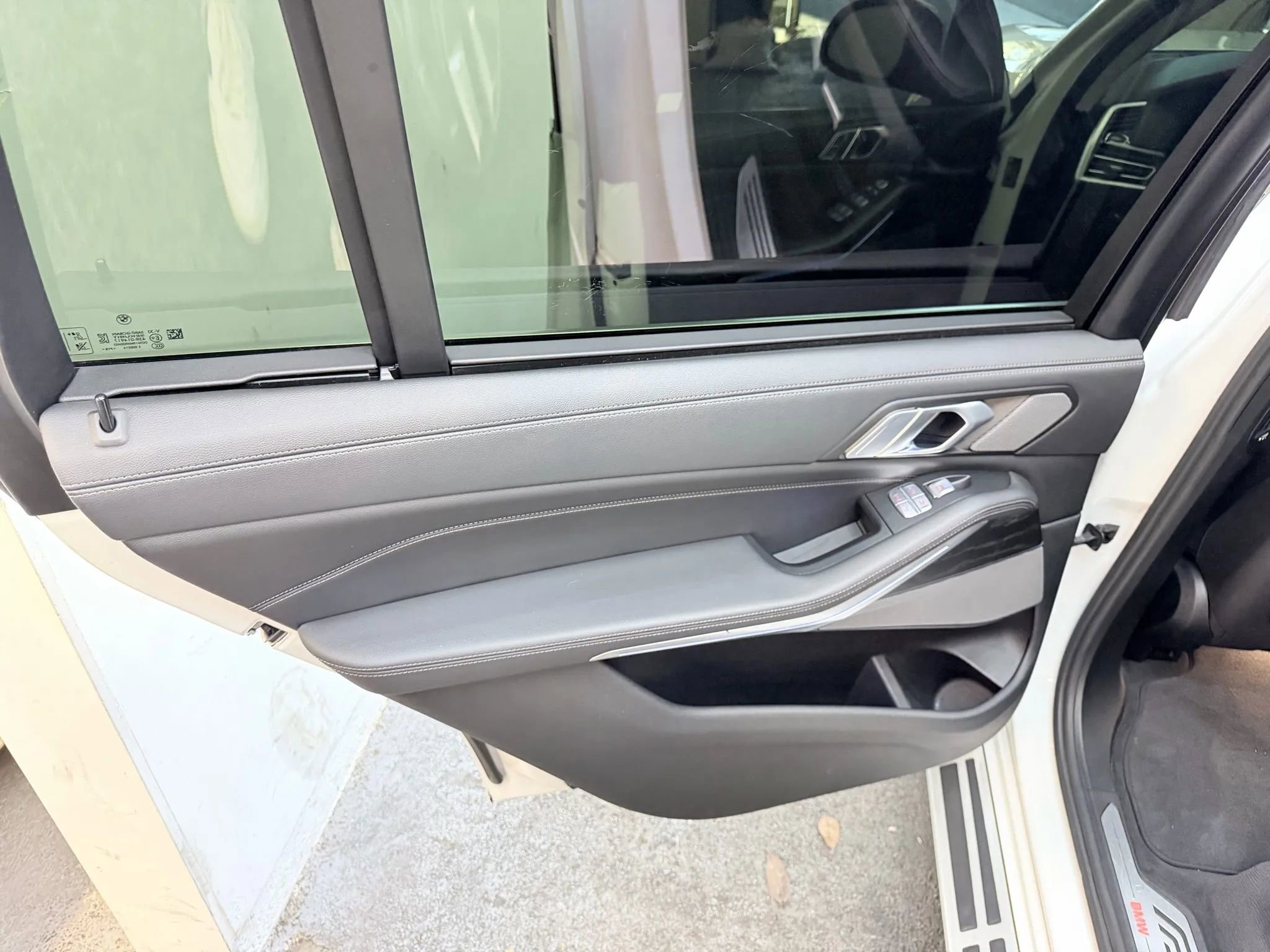 Used 2020 BMW X7 xDrive40i w/ Premium Package image 19