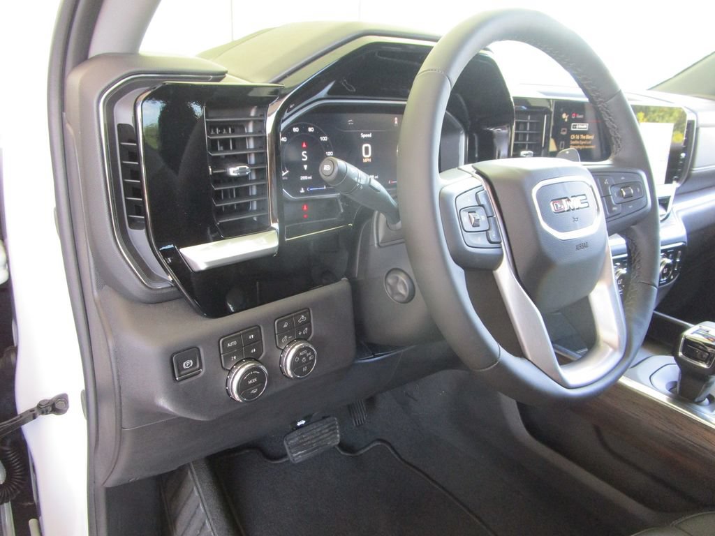 New 2026 GMC Sierra 1500 SLT w/ SLT Premium Package AWD/4WD image 32