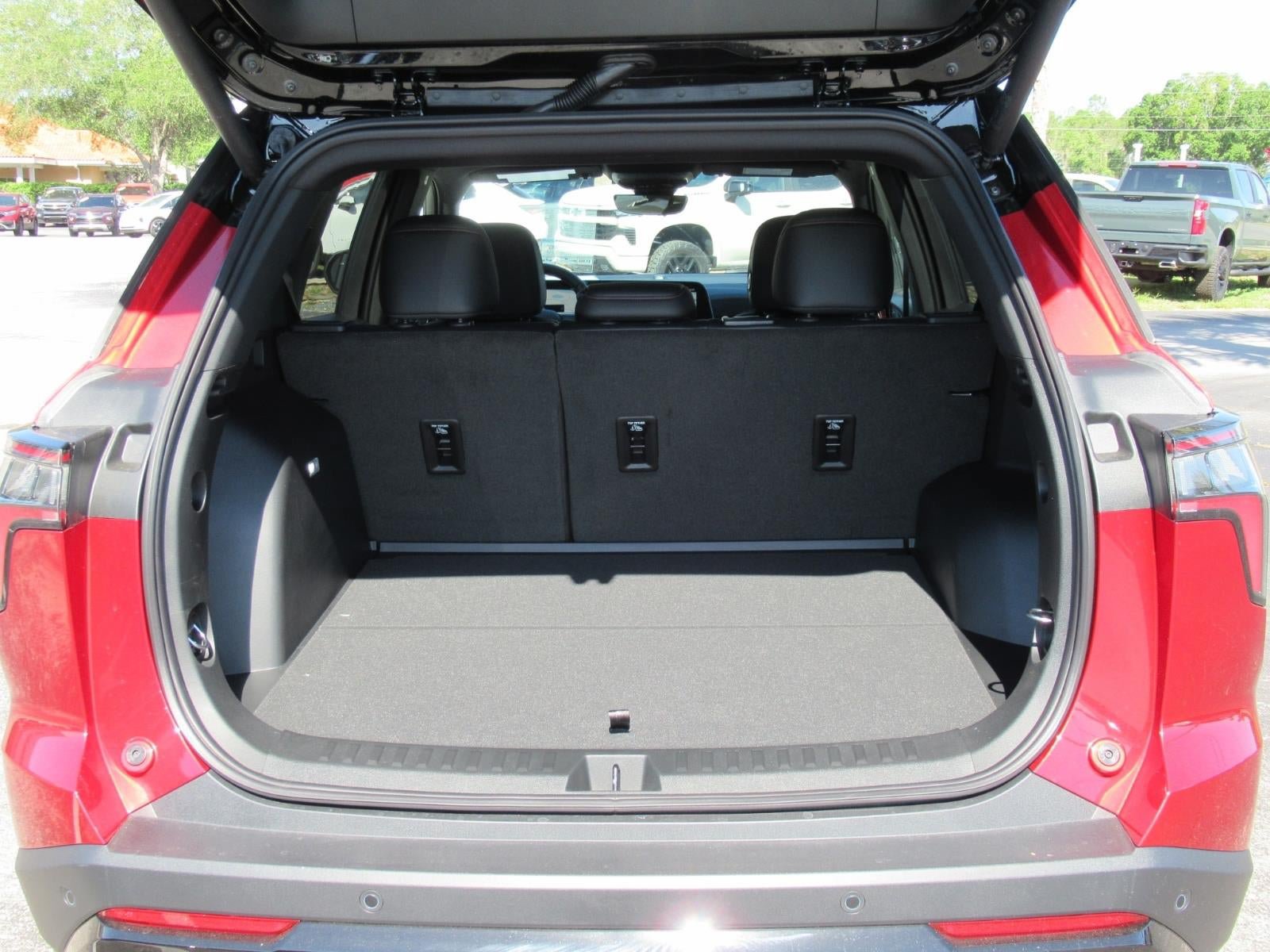 New 2026 Chevrolet Equinox RS w/ Convenience Package III FWD image 16