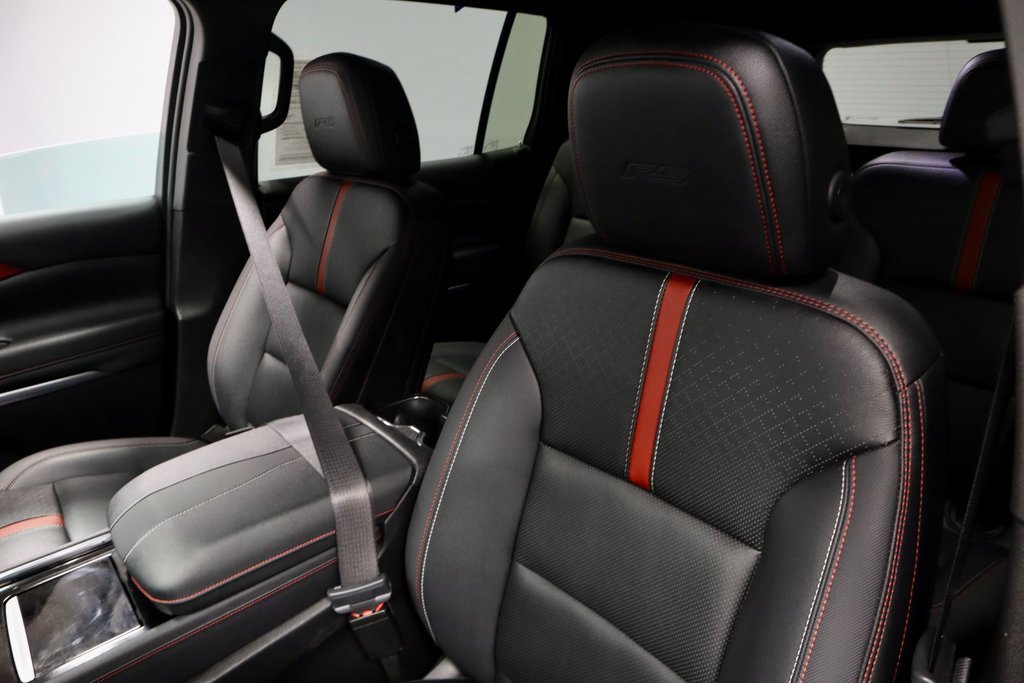 Used 2024 Chevrolet Traverse RS w/ LPO, Floor Liner Package image 28