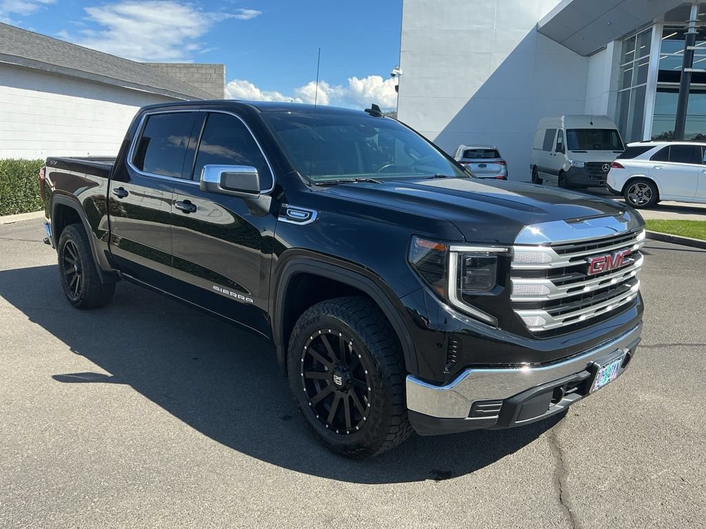 Used 2024 GMC Sierra 1500 SLE AWD/4WD image 6