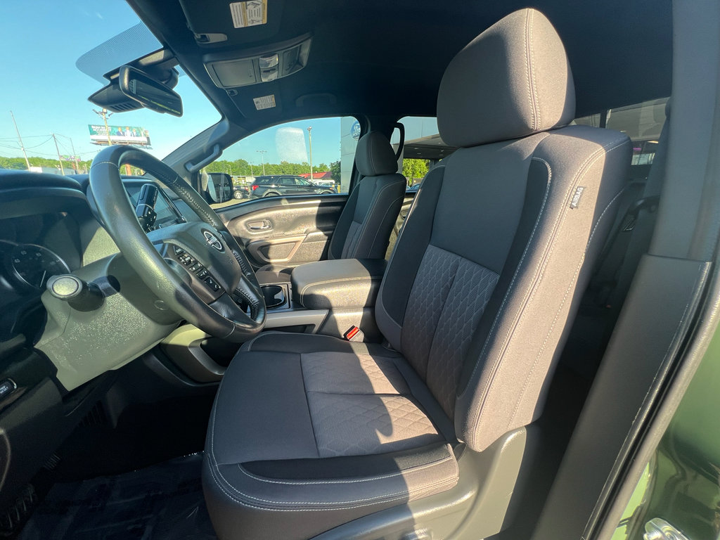 Used 2024 Nissan Titan SV w/ SV Bronze Edition Package RWD image 16
