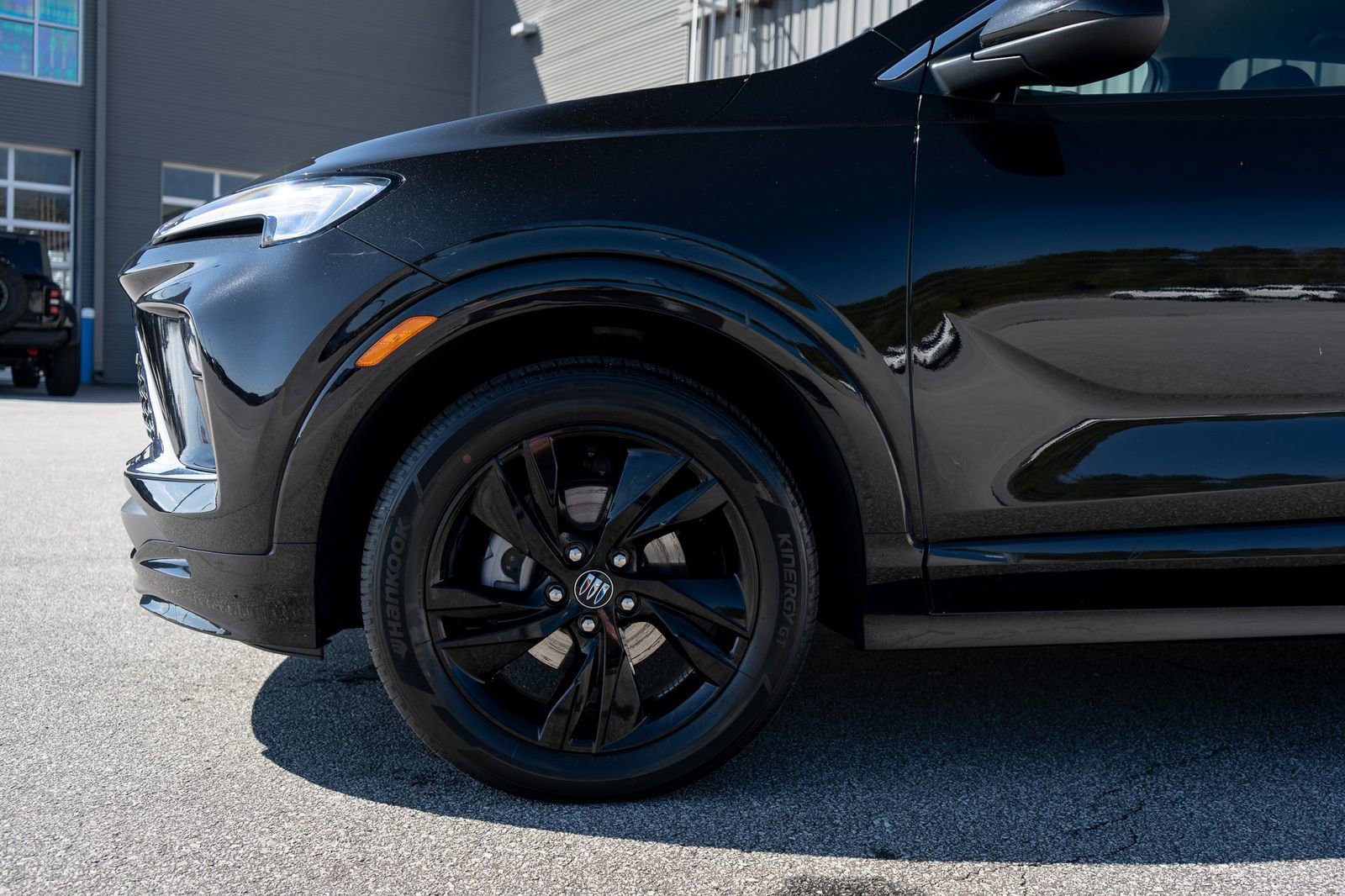 Used 2024 Buick Encore GX Sport Touring w/ Comfort Package FWD image 4