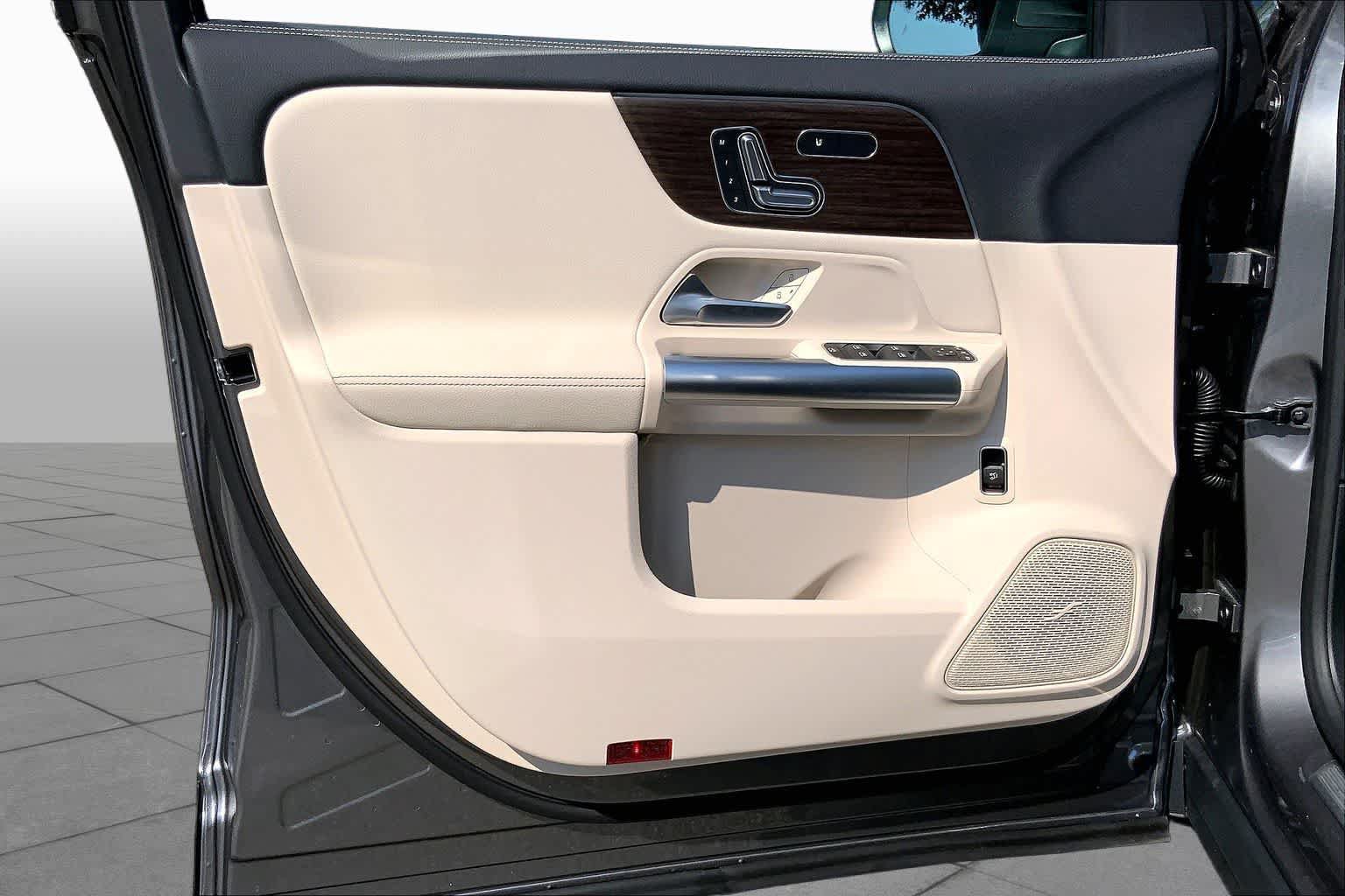 New 2026 Mercedes-Benz GLA 250 4MATIC image 14