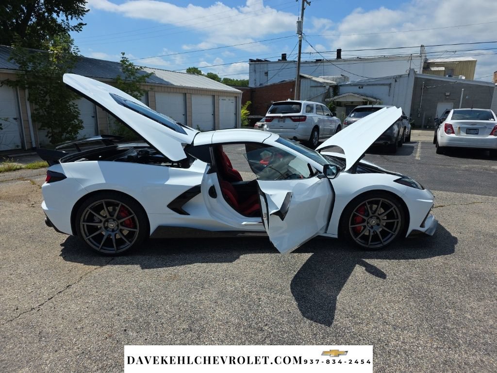 Used 2020 Chevrolet Corvette Stingray Premium Cpe w/ 3LT Preferred Equipment Group RWD image 32
