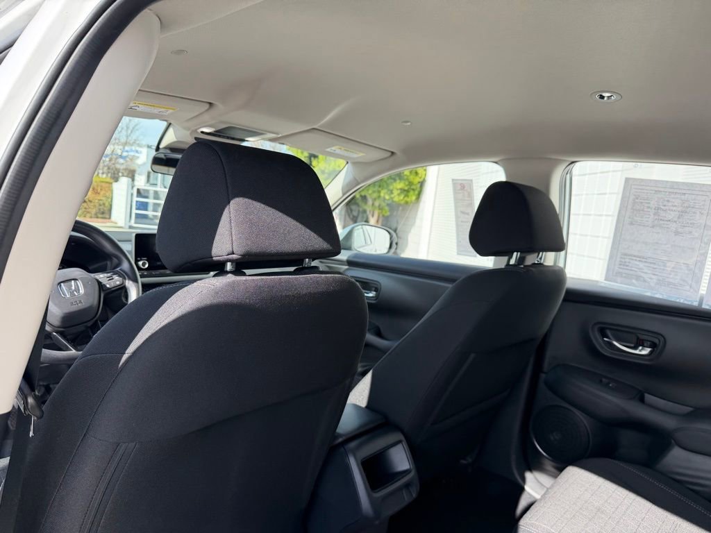 Used 2024 Honda HR-V LX image 16