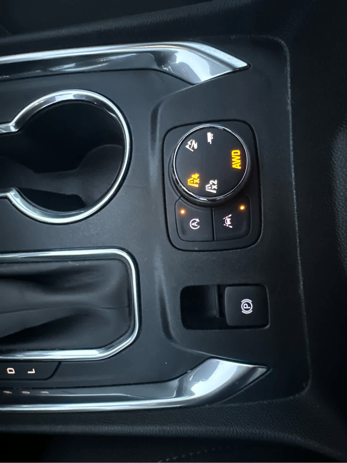 Used 2023 Chevrolet Traverse LT image 17