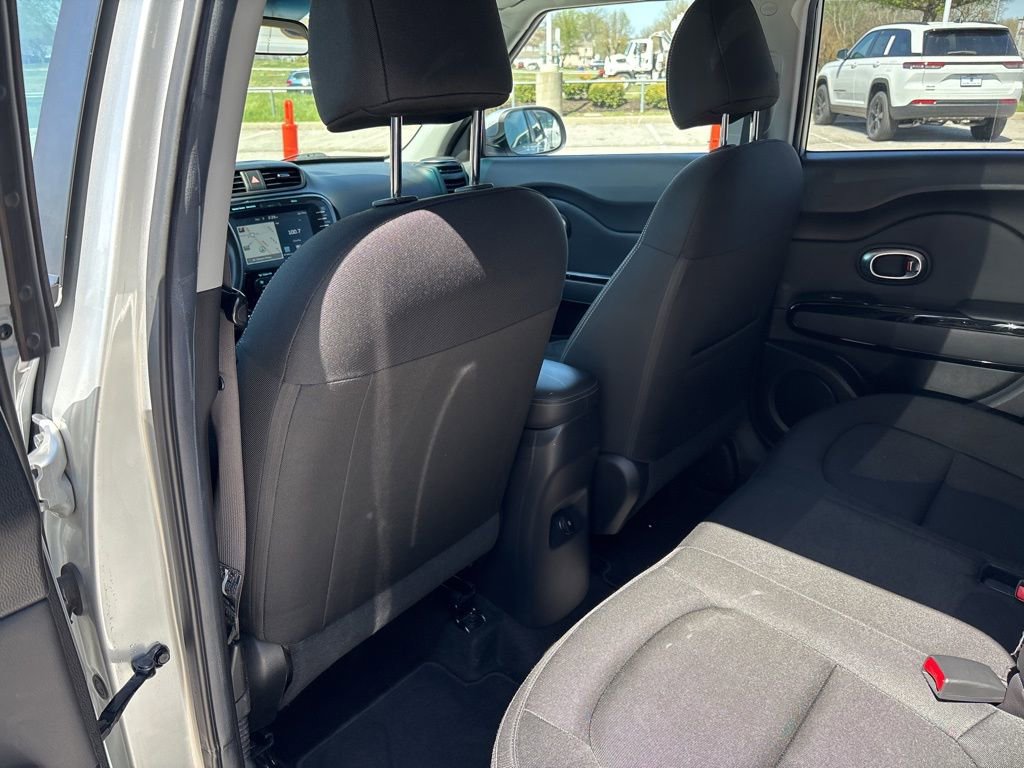 Used 2017 Kia Soul + w/ Audio Package image 37