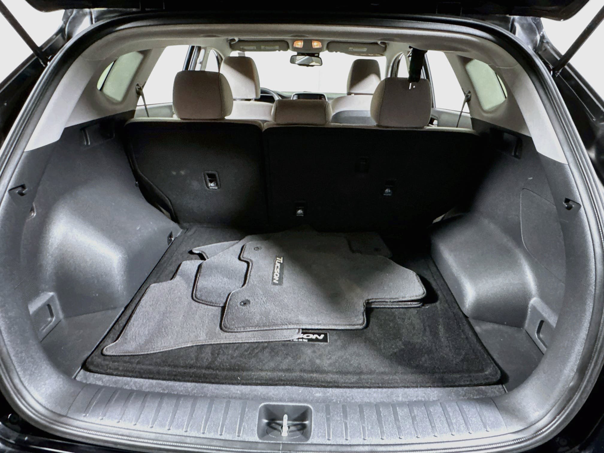Used 2021 Hyundai Tucson SEL w/ Cargo Package AWD/4WD image 23