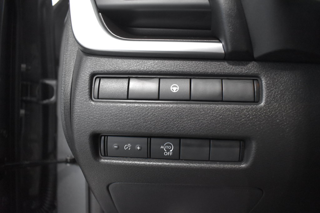 Certified 2023 Nissan Rogue SV AWD/4WD image 18